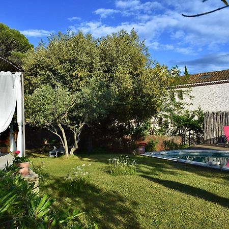 Saba Hotell Cabrières-dʼAvignon Eksteriør bilde